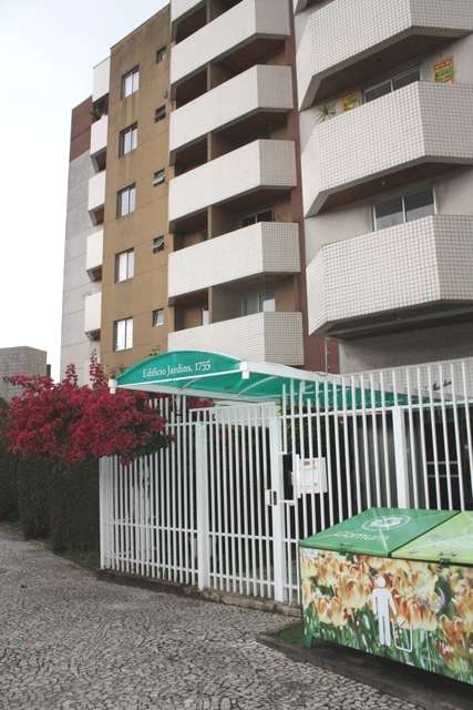 Apartamento com 1 Quarto à Venda, 32 m² por R$ 215.000 Rua Deputado Mário de Barros, 1755 - Centro Cívico, Curitiba - PR