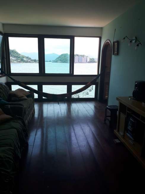 Apartamento com 4 Quartos para Alugar, 180 m² por R$ 500/Dia Ilha Porchat, São Vicente - SP