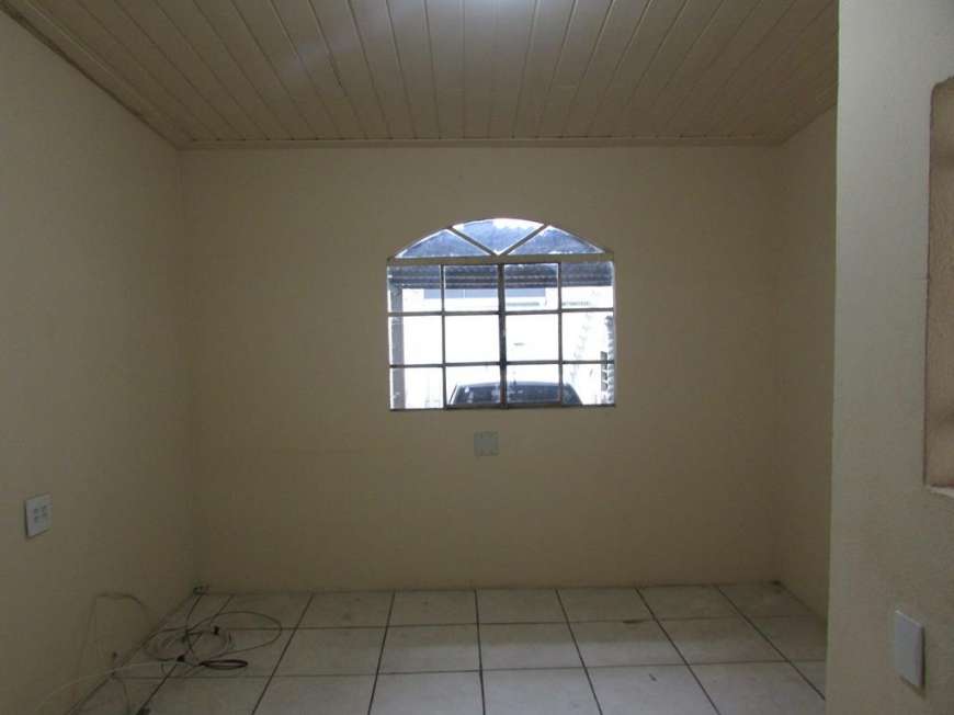 Casa com 1 Quarto para Alugar, 40 m² por R$ 490/Mês Santa Clara, Divinópolis - MG