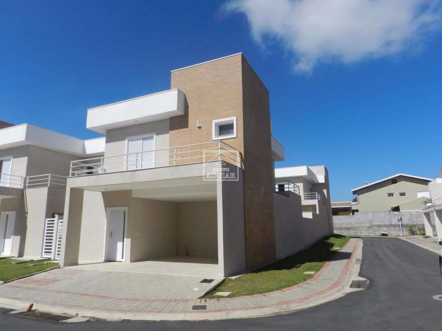 Casa de Condomínio com 3 Quartos para Alugar, 175 m² por R$ 3.500/Mês Apaga Fogo, Valinhos - SP
