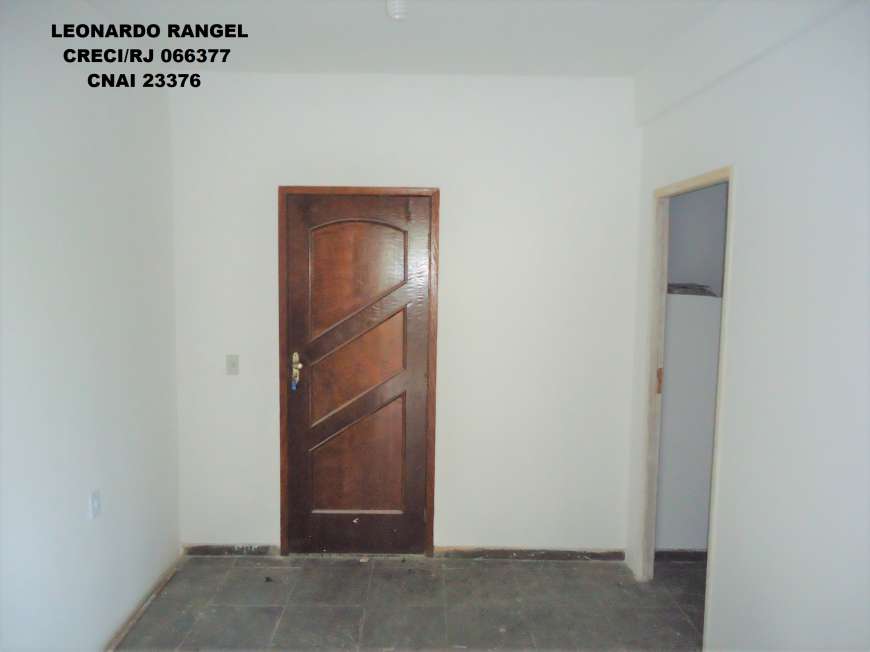 Apartamento com 3 Quartos à Venda, 97 m² por R$ 170.000 Rua Celso de Carvalho, 965 - Jardim Meriti, São João de Meriti - RJ