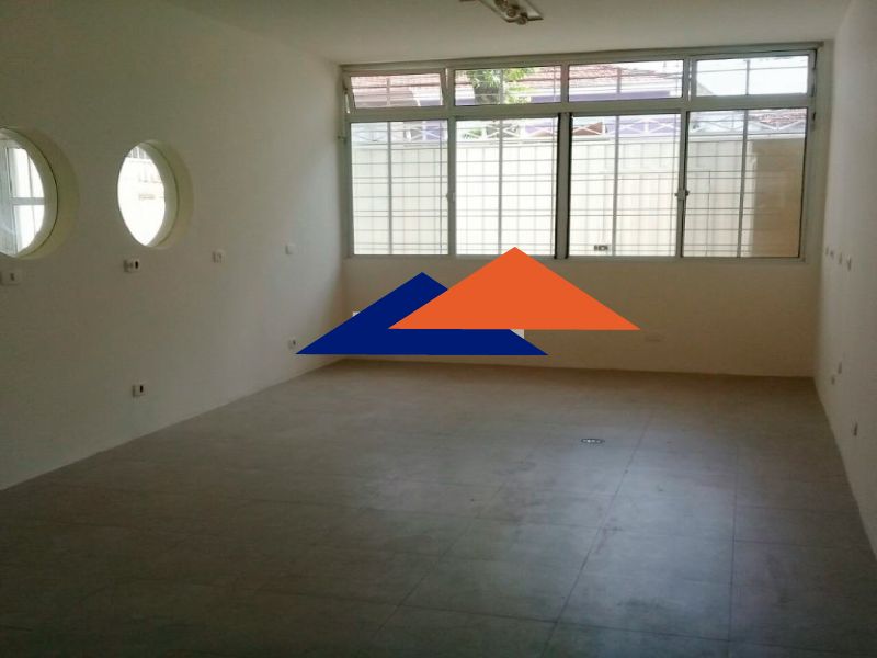 Casa para Alugar, 230 m² por R$ 3.490/Mês Brooklin, São Paulo - SP