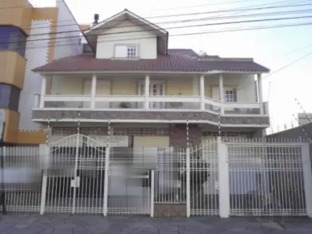 Casa com 1 Quarto à Venda, 465 m² por R$ 1.100.000 Avenida Pastor Ernesto Schlieper, 46 - São Sebastião, Porto Alegre - RS