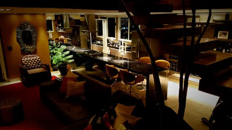 Apartamento com 1 Quarto à Venda, 130 m² por R$ 890.000 Martins, Uberlândia - MG