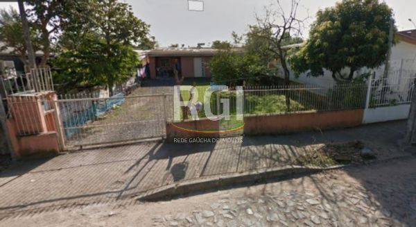 Casa com 2 Quartos à Venda, 61 m² por R$ 130.200 Rua Francisco Alves, 353 - Santos Dumont, São Leopoldo - RS