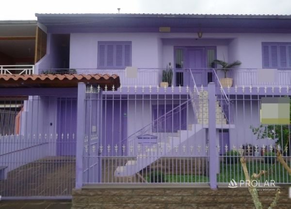 Casa com 2 Quartos à Venda, 96 m² por R$ 500.000 Rua Francisco Tomási, 1279 - Santa Helena, Bento Gonçalves - RS