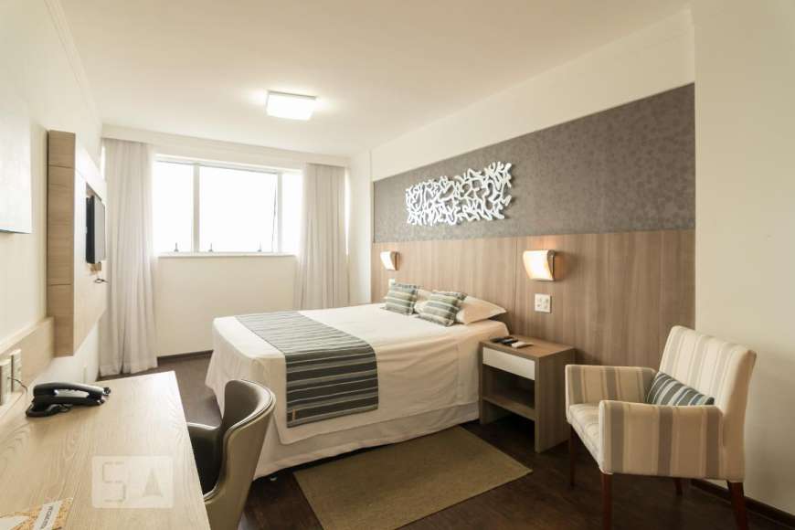 Apartamento com 1 Quarto para Alugar, 26 m² por R$ 1.300/Mês Rua Intendente Câmara, 540 - Indaiá, Belo Horizonte - MG
