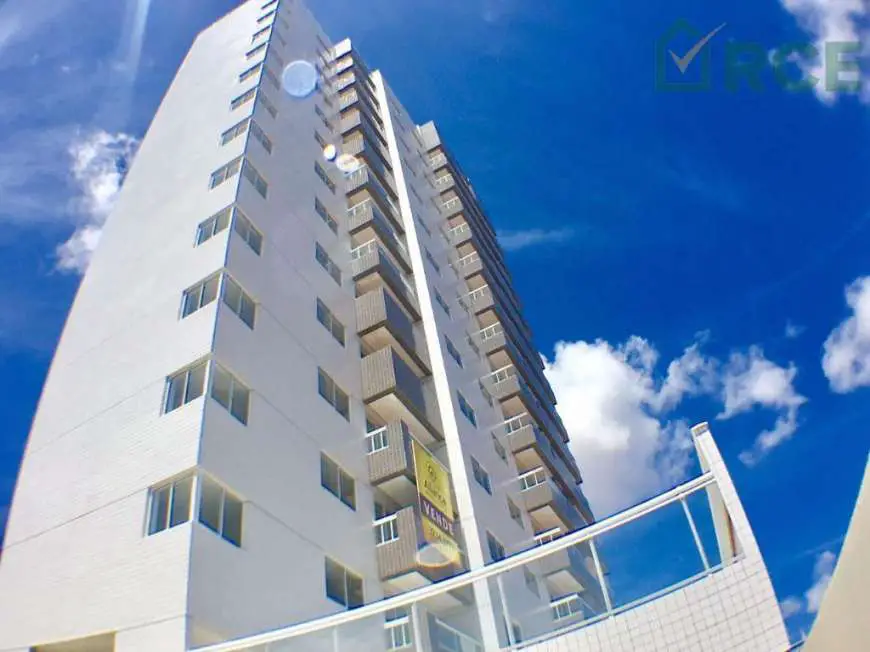Apartamento com 2 Quartos à Venda, 60 m² por R$ 202.000 Avenida Amintas Barros - Lagoa Nova, Natal - RN
