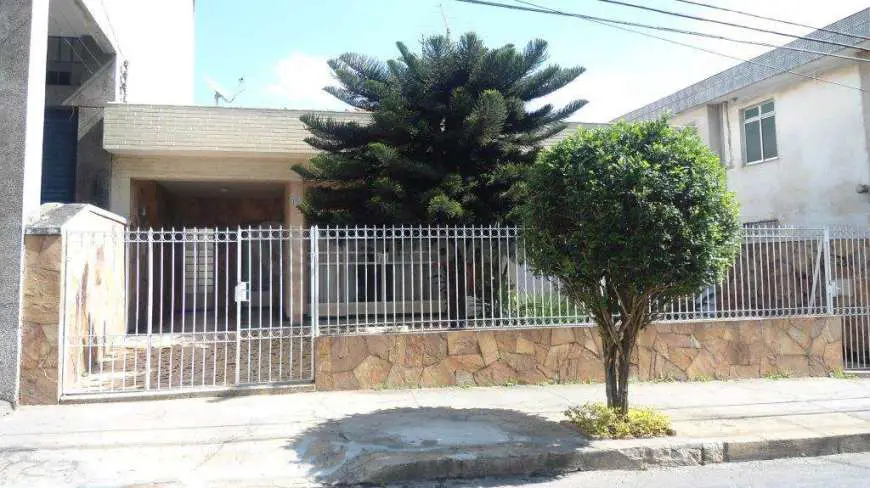 Casa com 4 Quartos à Venda, 241 m² por R$ 1.850.000 Barreiro, Belo Horizonte - MG