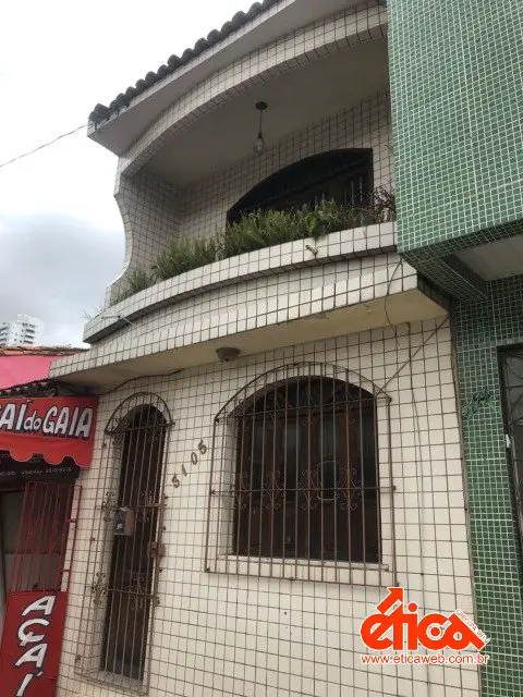 Casa com 3 Quartos para Alugar por R$ 3.500/Mês Sao Bras, Belém - PA