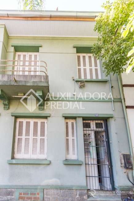 Casa com 3 Quartos para Alugar, 105 m² por R$ 1.300/Mês Rua Almirante Barroso, 580 - Floresta, Porto Alegre - RS