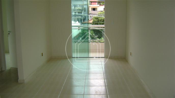 Apartamento com 2 Quartos à Venda, 62 m² por R$ 325.000 Rua Itamarati - Cascadura, Rio de Janeiro - RJ