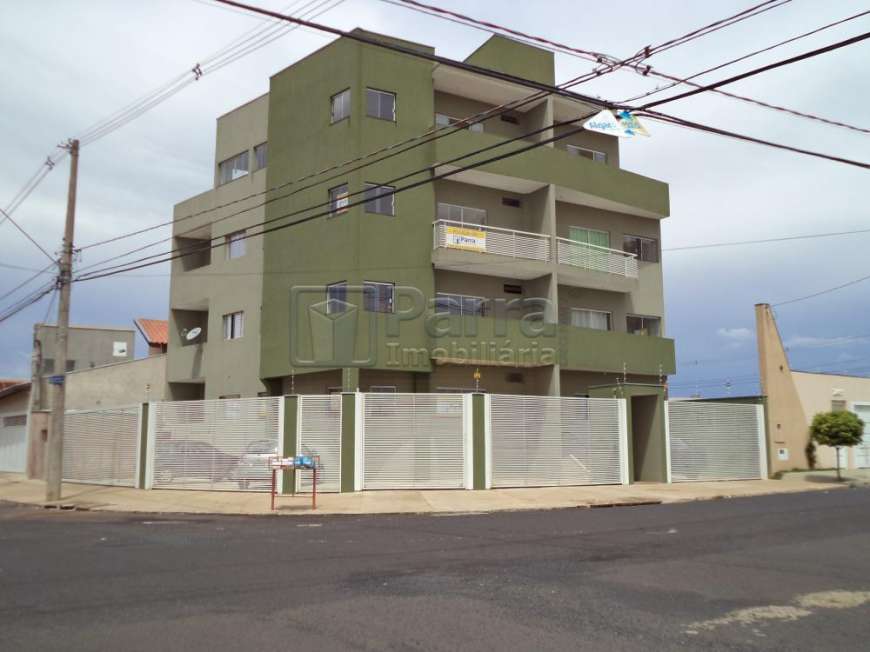 Apartamento com 2 Quartos para Alugar, 76 m² por R$ 850/Mês Rua Ifigênia Maria de Oliveira - Jardim Piratininga, Franca - SP