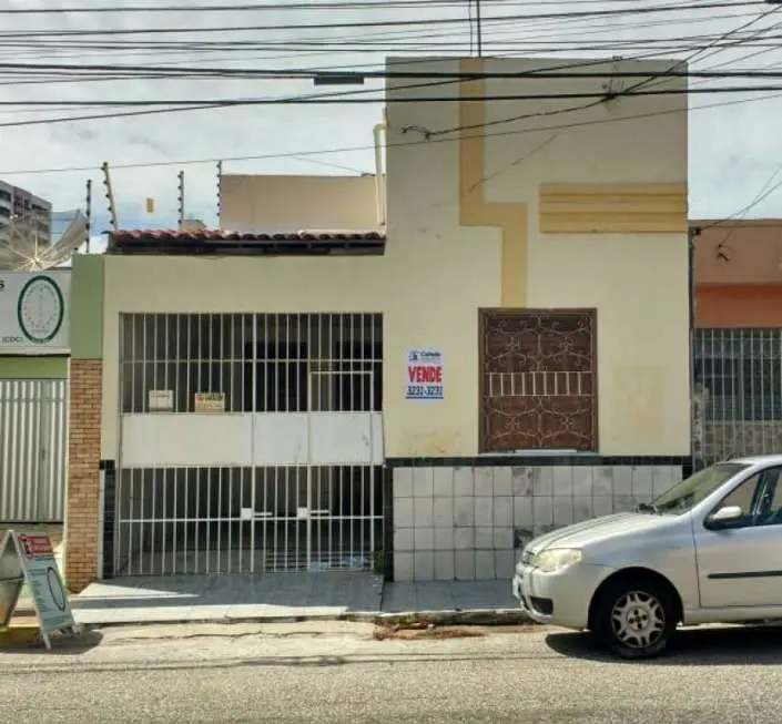 Casa com 3 Quartos à Venda, 180 m² por R$ 330.000 São José, Aracaju - SE