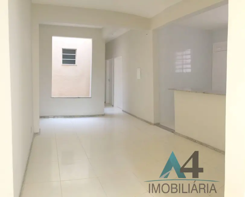 Casa com 3 Quartos à Venda, 250 m² por R$ 450.000 Rua Renato Santos Teixeira, 87 - Luzia, Aracaju - SE