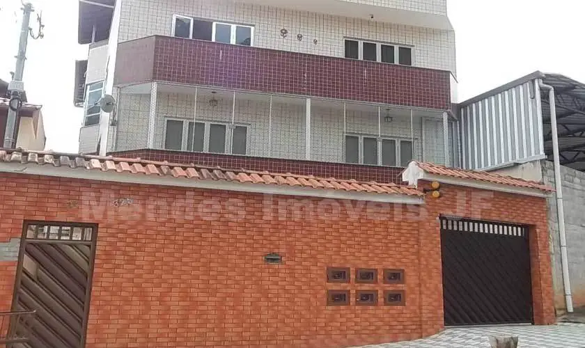 Apartamento com 3 Quartos à Venda, 115 m² por R$ 300.000 Rua Doutor Oswaldo Mascarenhas - Monte Castelo, Juiz de Fora - MG
