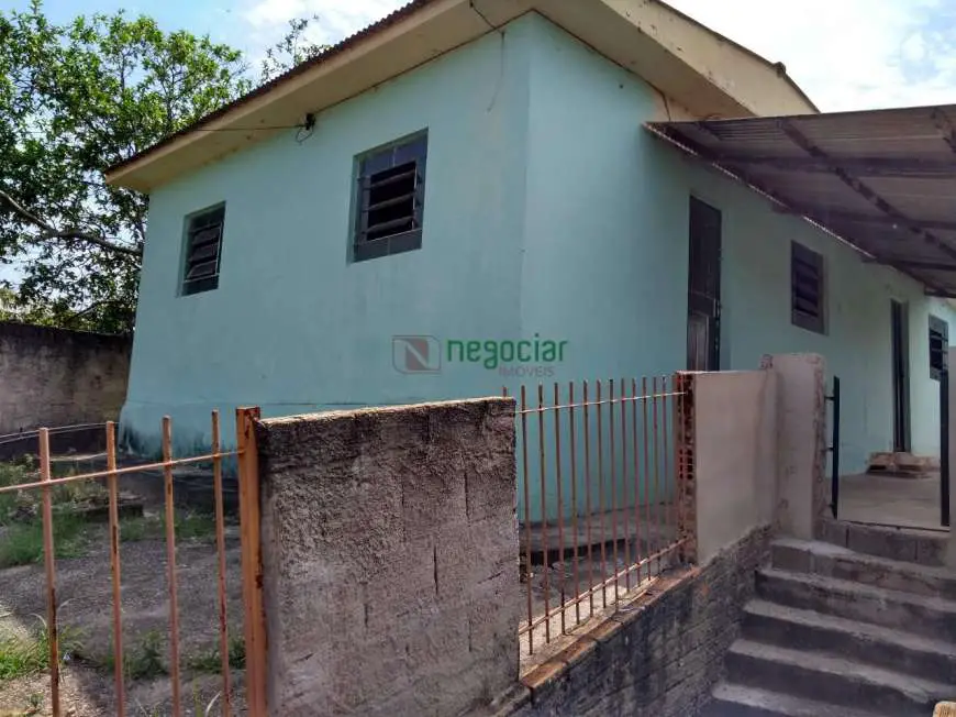 Casa com 6 Quartos à Venda, 250 m² por R$ 265.000 Rua Cezário Parreiras - Novo Horizonte, Betim - MG
