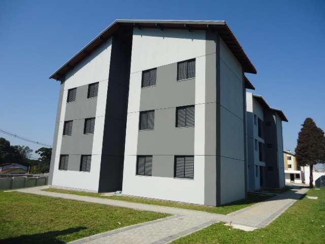 Apartamento com 3 Quartos à Venda, 72 m² por R$ 235.000 Rua Augusto Zibarth, 1220 - Uberaba, Curitiba - PR