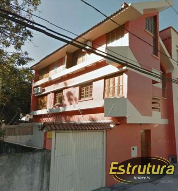 Casa com 3 Quartos à Venda, 212 m² por R$ 625.000 Nossa Senhora do Rosario, Santa Maria - RS