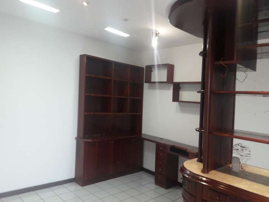 Apartamento com 3 Quartos para Alugar, 112 m² por R$ 2.800/Mês Adrianópolis, Manaus - AM