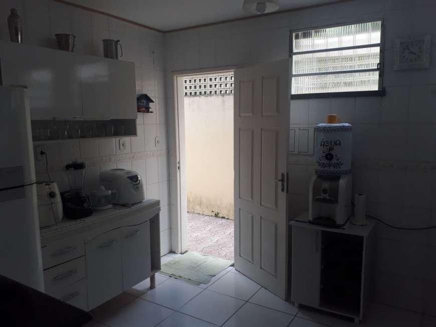 Casa com 3 Quartos à Venda, 207 m² por R$ 420.000 Jabotiana, Aracaju - SE