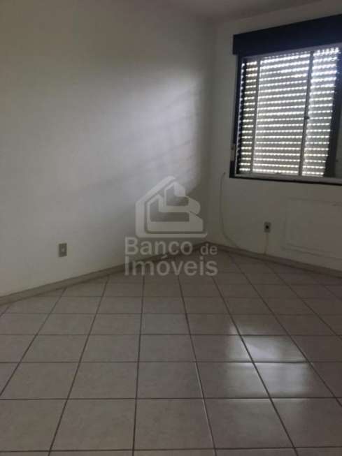 Apartamento com 3 Quartos à Venda por R$ 340.000 Centro, Santa Maria - RS