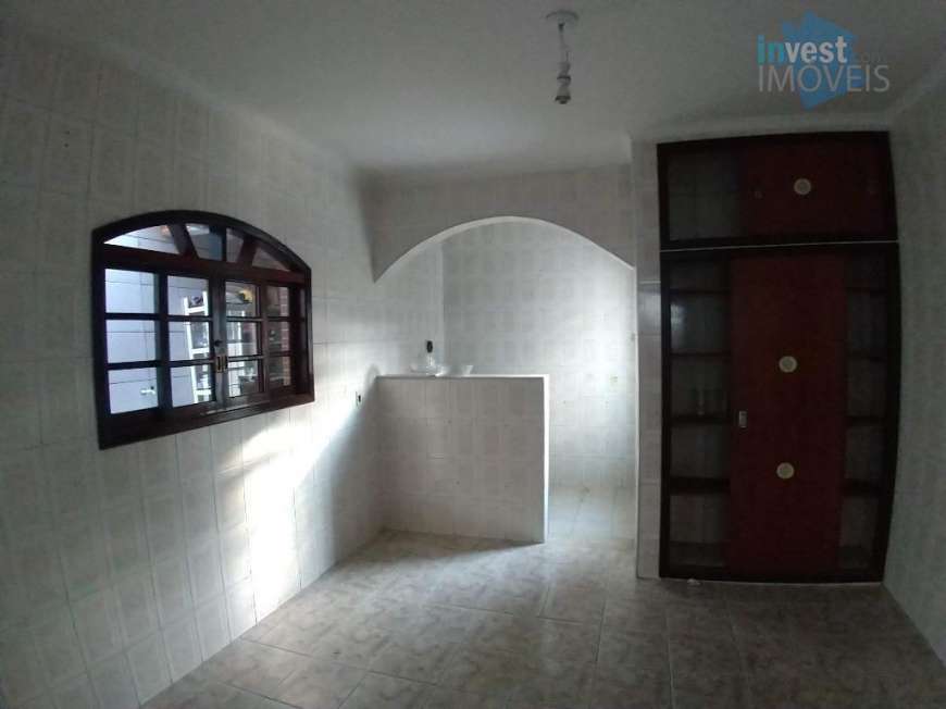 Casa com 3 Quartos para Alugar, 420 m² por R$ 1.600/Mês Santa Luzia, Ribeirão Pires - SP