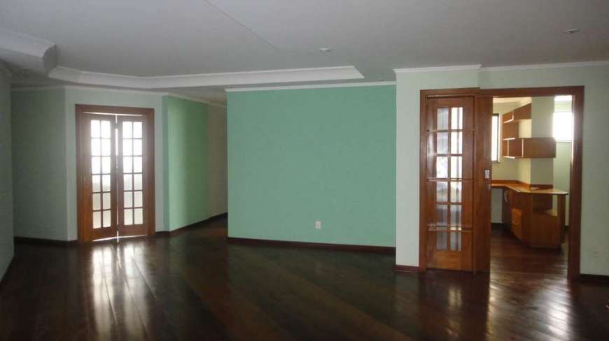 Apartamento com 4 Quartos à Venda, 263 m² por R$ 800.000 São Judas, Piracicaba - SP