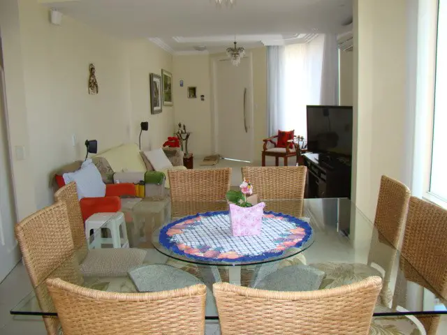 Casa com 4 Quartos para Alugar por R$ 3.500/Dia Avenida dos Búzios - Jurerê Internacional, Florianópolis - SC