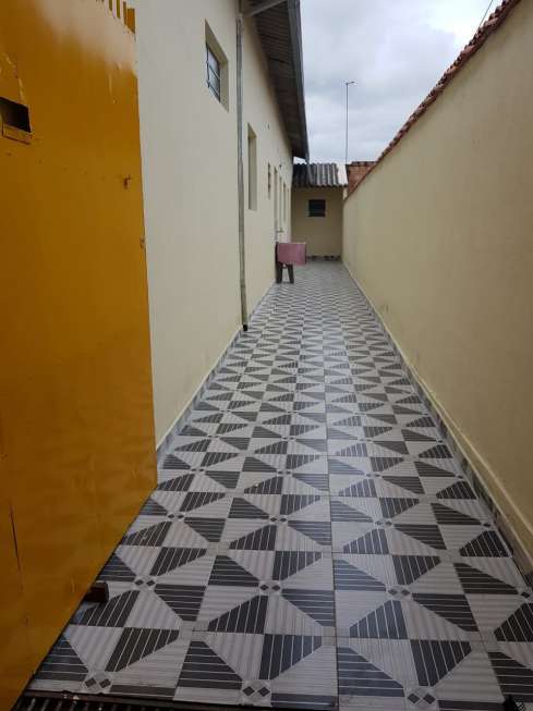 Casa com 2 Quartos para Alugar por R$ 900/Mês Rua Benedito Andrade - Conjunto Residencial Galo Branco, São José dos Campos - SP