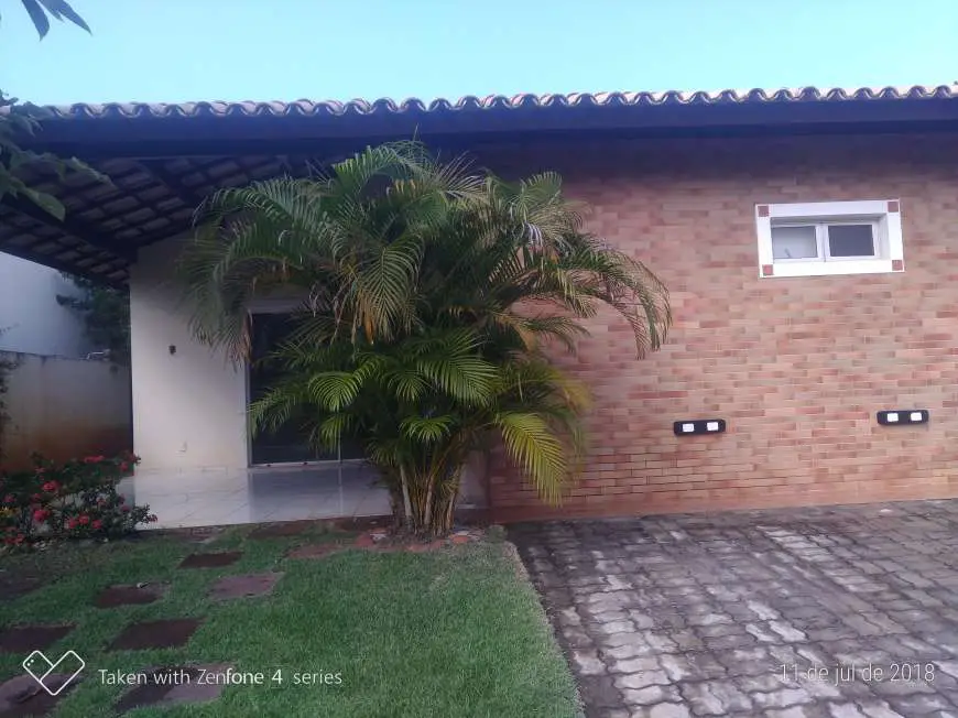 Casa de Condomínio com 3 Quartos para Alugar, 200 m² por R$ 2.400/Mês Jaguaribe, Salvador - BA
