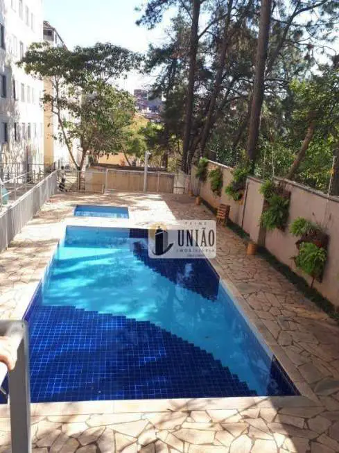 Apartamento com 3 Quartos à Venda, 52 m² por R$ 170.000 Estrada das Rosas - Santa Maria, Osasco - SP
