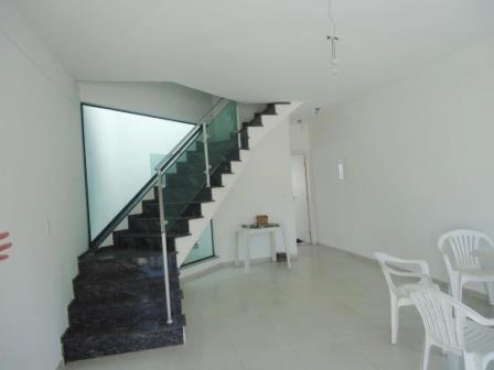 Sobrado com 3 Quartos à Venda, 192 m² por R$ 815.000 Rua Primeiro de Maio - Vila Baeta Neves, São Bernardo do Campo - SP
