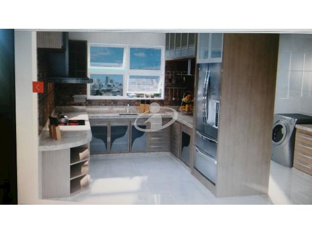 Apartamento com 4 Quartos à Venda, 174 m² por R$ 850.000 Lidice, Uberlândia - MG