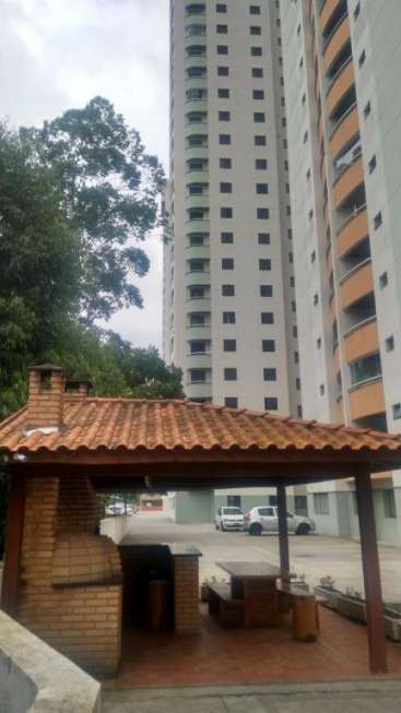 Apartamento com 3 Quartos para Alugar, 117 m² por R$ 2.300/Mês Centro, Taboão da Serra - SP