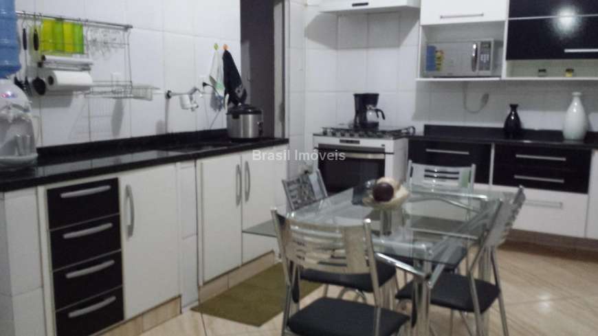 Apartamento com 3 Quartos à Venda, 129 m² por R$ 305.000 Rua Doutor Oswaldo Mascarenhas - Monte Castelo, Juiz de Fora - MG