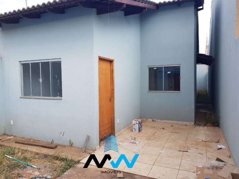 Casa com 3 Quartos à Venda, 98 m² por R$ 145.000 Avenida Gomes Souza Ramos - Res. Summerville, Anápolis - GO
