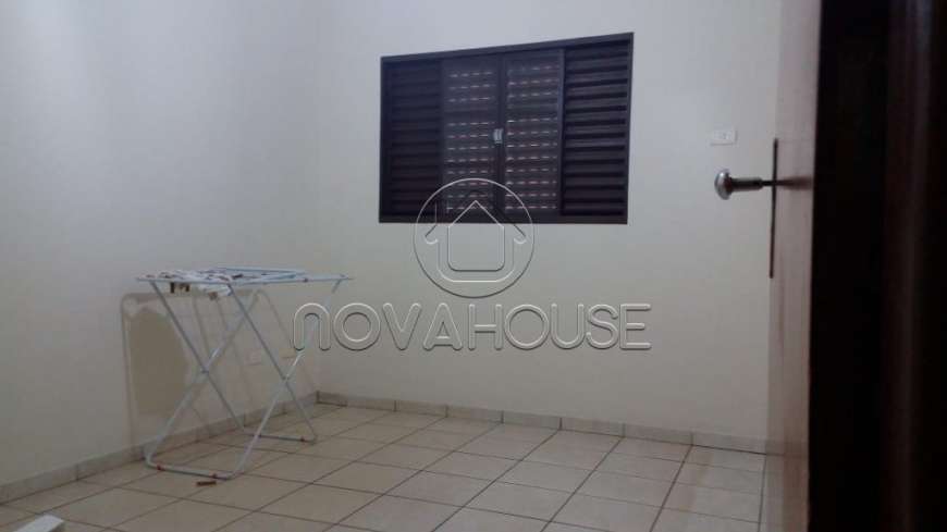 Apartamento com 3 Quartos à Venda, 77 m² por R$ 259.990 Vila Nasser, Campo Grande - MS