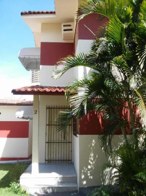 Casa com 2 Quartos para Alugar, 80 m² por R$ 1.000/Mês Rua Prefeito Pompeu Jácome, 1251 - Ponta Negra, Natal - RN