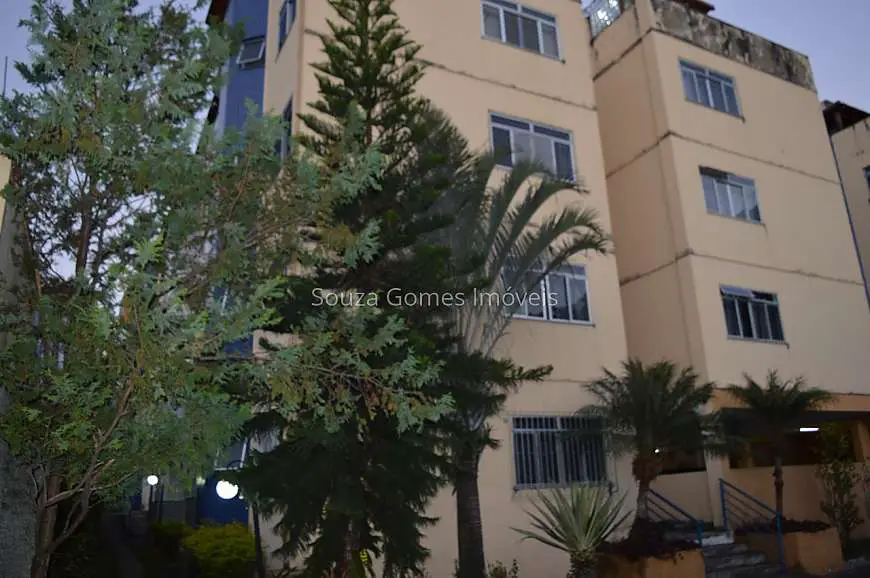 Apartamento com 2 Quartos para Alugar por R$ 690/Mês Rua Cesário Alvim - Centro, Juiz de Fora - MG