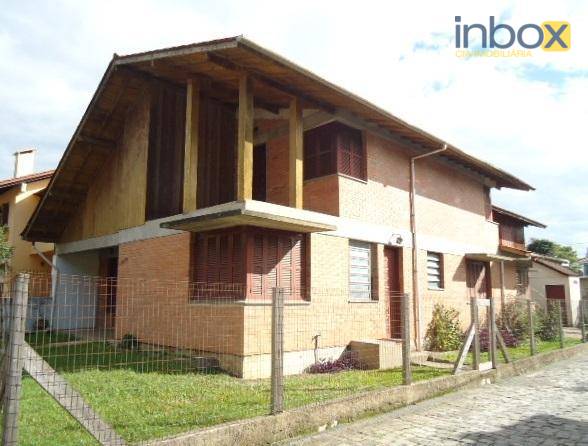 Casa com 4 Quartos à Venda, 230 m² por R$ 725.000 São Bento, Bento Gonçalves - RS
