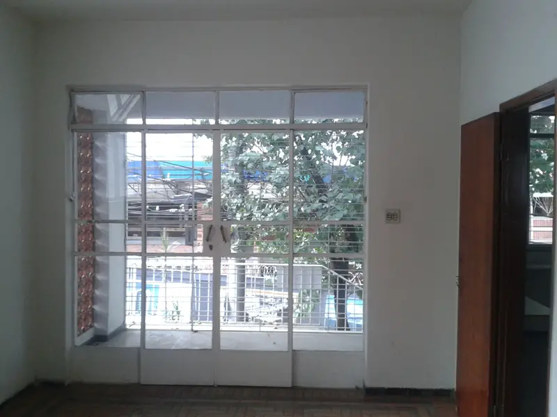 Casa para Alugar, 160 m² por R$ 2.500/Mês Rua Tavares Bastos - Cidade Jardim, Belo Horizonte - MG