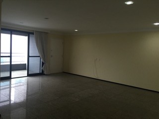 Apartamento com 3 Quartos para Alugar, 180 m² por R$ 6.000/Mês Adrianópolis, Manaus - AM