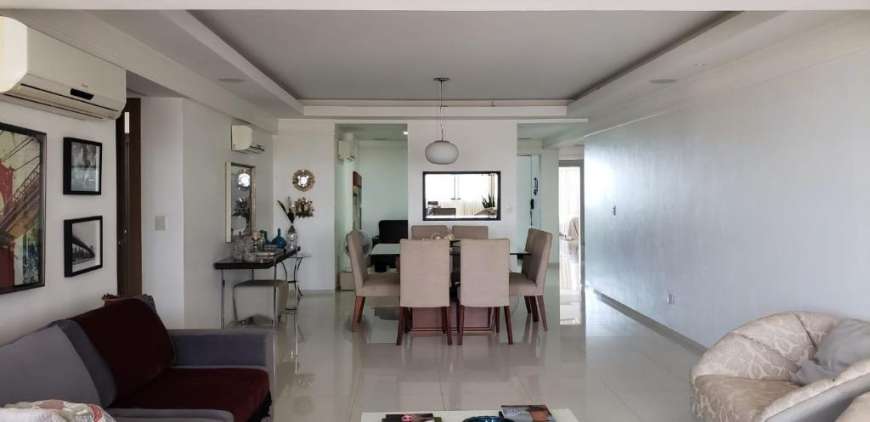 Apartamento com 4 Quartos para Alugar, 280 m² por R$ 6.000/Mês Avenida Farquar - Pedrinhas, Porto Velho - RO