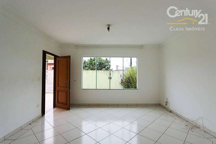 Casa com 4 Quartos para Alugar, 190 m² por R$ 1.700/Mês Rua Jurema, 287 - Antares, Londrina - PR