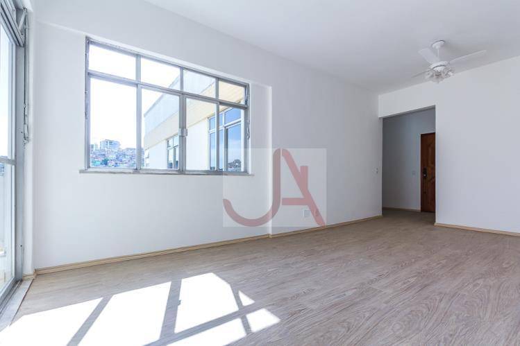 Apartamento com 2 Quartos à Venda, 86 m² por R$ 289.000 Rua Euclides Faria - Ramos, Rio de Janeiro - RJ