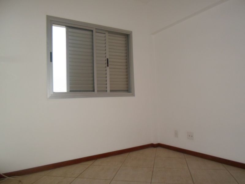 Cobertura com 3 Quartos para Alugar, 200 m² por R$ 2.100/Mês Rua Antônio Olinto - Esplanada, Belo Horizonte - MG