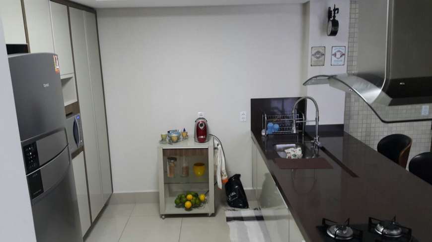 Apartamento com 3 Quartos à Venda, 250 m² por R$ 510.000 Vilage Flamboyant, Cuiabá - MT