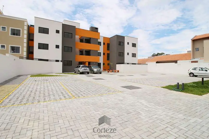 Apartamento com 2 Quartos à Venda, 46 m² por R$ 144.000 Rua Alcídio Zaniolo, 81 - Roseira, São José dos Pinhais - PR