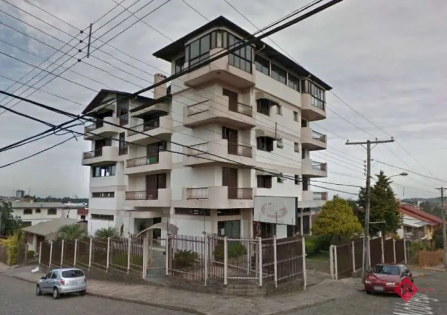 Apartamento com 3 Quartos à Venda, 184 m² por R$ 415.000 Rua Alexandre Tolotti, 174 - Rio Branco, Caxias do Sul - RS